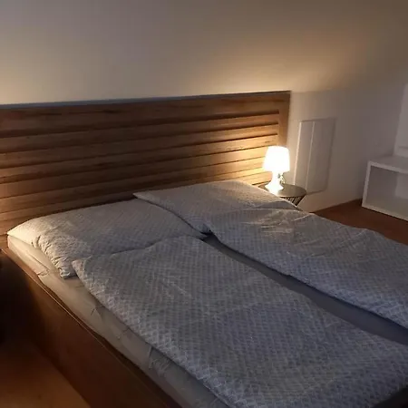 Apartmanovy Dom Rodiny Boejtoes *