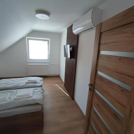 Апартаменты Apartmanovy Dom Rodiny Boejtoes