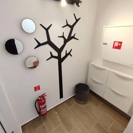 Daire Apartmanovy Dom Rodiny Boejtoes