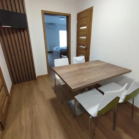 Appartamento Apartmánový Dom Rodiny Böjtös Patince