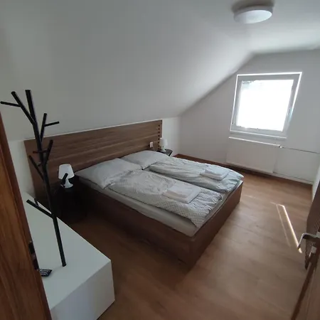 Apartmánový Dom Rodiny Böjtös *
