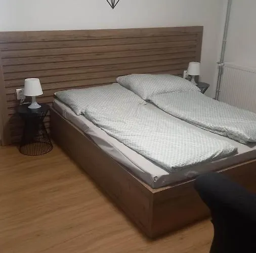 Apartmanovy Dom Rodiny Boejtoes *