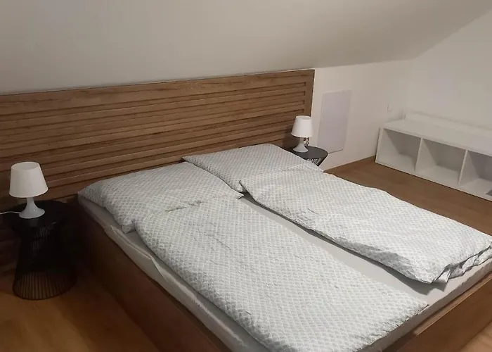 Apartmanovy Dom Rodiny Boejtoes 아파트 *