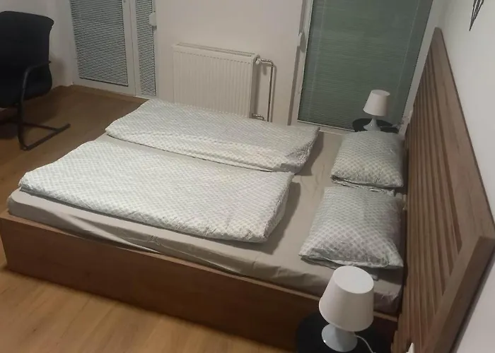 아파트 Apartmanovy Dom Rodiny Boejtoes