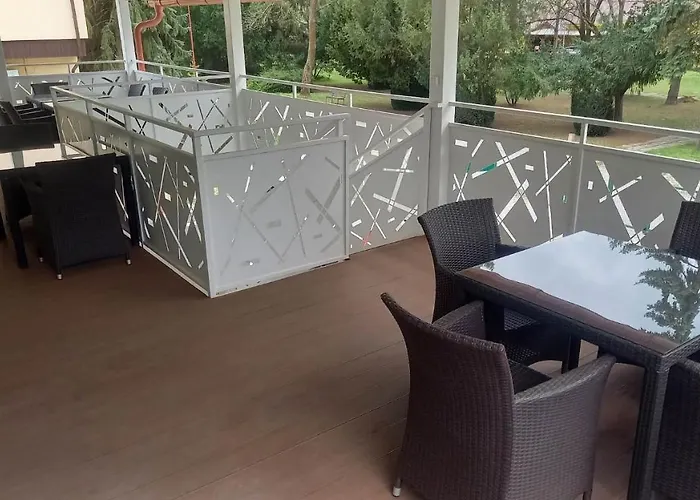 아파트 Apartmanovy Dom Rodiny Boejtoes *