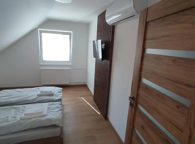 아파트 Apartmanovy Dom Rodiny Boejtoes