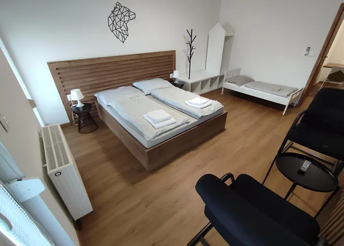 Apartmanovy Dom Rodiny Boejtoes