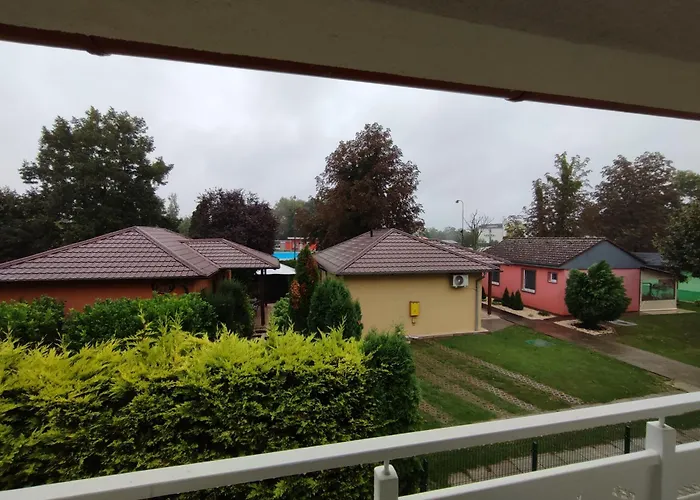 아파트 Apartmanovy Dom Rodiny Boejtoes *