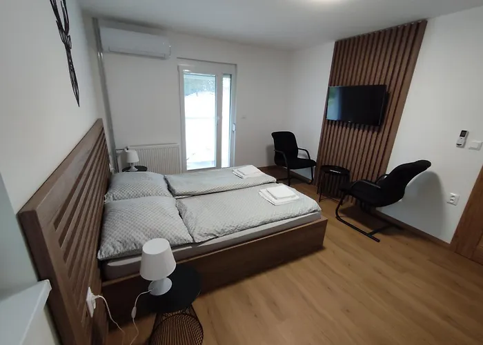 Apartmanovy Dom Rodiny Boejtoes