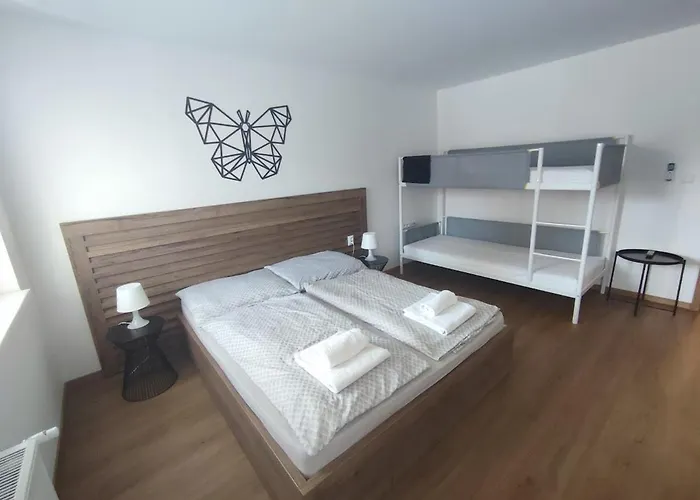 아파트 Apartmanovy Dom Rodiny Boejtoes *